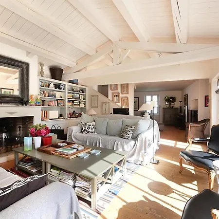 Maison De Charme Aux Portes-en-re Avec Jardin, Proche Plages Et Commerces - Fr-1-434-110 Vakantiehuis *