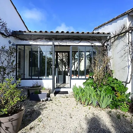 Holiday home Maison De Charme Aux Portes-en-re Avec Jardin, Proche Plages Et Commerces - Fr-1-434-110 Les Portes-en-Re