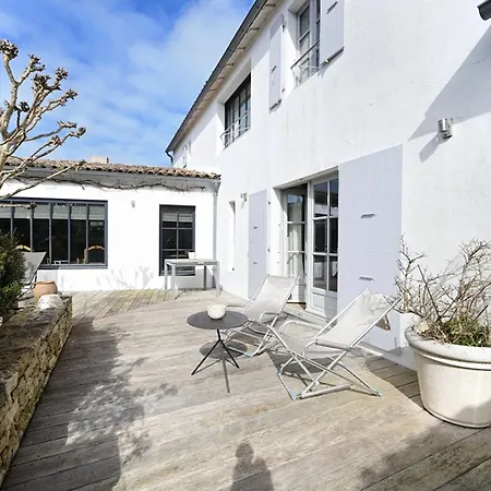 Maison De Charme Aux Portes-en-ré Avec Jardin, Proche Plages Et Commerces - Fr-1-434-110 * Les Portes-en-Re