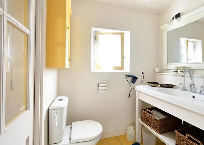 Maison De Charme Aux Portes-en-ré Avec Jardin, Proche Plages Et Commerces - Fr-1-434-110