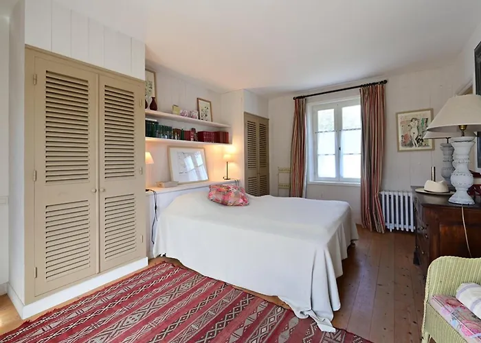 Maison De Charme Aux Portes-en-ré Avec Jardin, Proche Plages Et Commerces - Fr-1-434-110 * Les Portes-en-Re