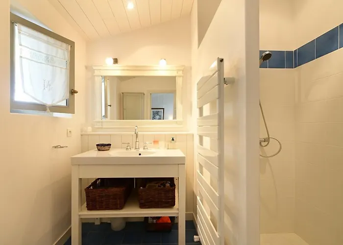 Maison De Charme Aux Portes-en-ré Avec Jardin, Proche Plages Et Commerces - Fr-1-434-110 Les Portes-en-Re