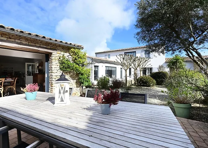 Maison De Charme Aux Portes-en-ré Avec Jardin, Proche Plages Et Commerces - Fr-1-434-110 Сasa de vacaciones *