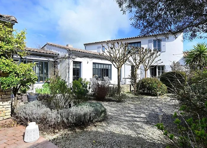Maison De Charme Aux Portes-en-ré Avec Jardin, Proche Plages Et Commerces - Fr-1-434-110 Сasa de vacaciones