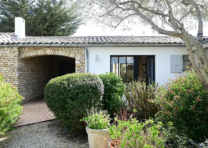 Maison De Charme Aux Portes-en-ré Avec Jardin, Proche Plages Et Commerces - Fr-1-434-110 *